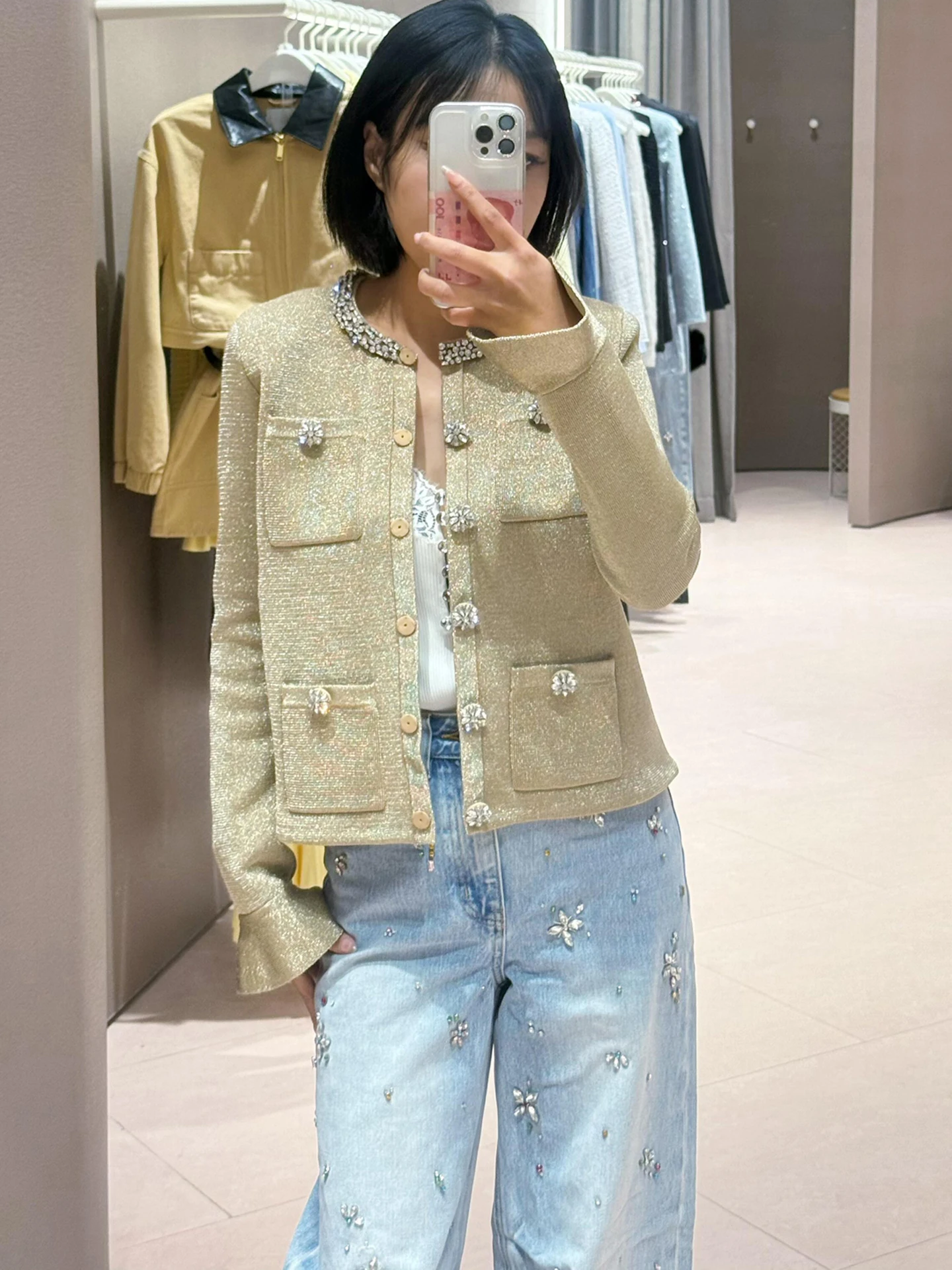 Роскошный женский вязаный свитер с колокольчиками и ромбовидными украшениями на осень-зиму Faion Ele Sle
Роскошный женский вязаный свитер с колокольчиками и ромбовидными украшениями на осень-зиму Faion Ele Sle