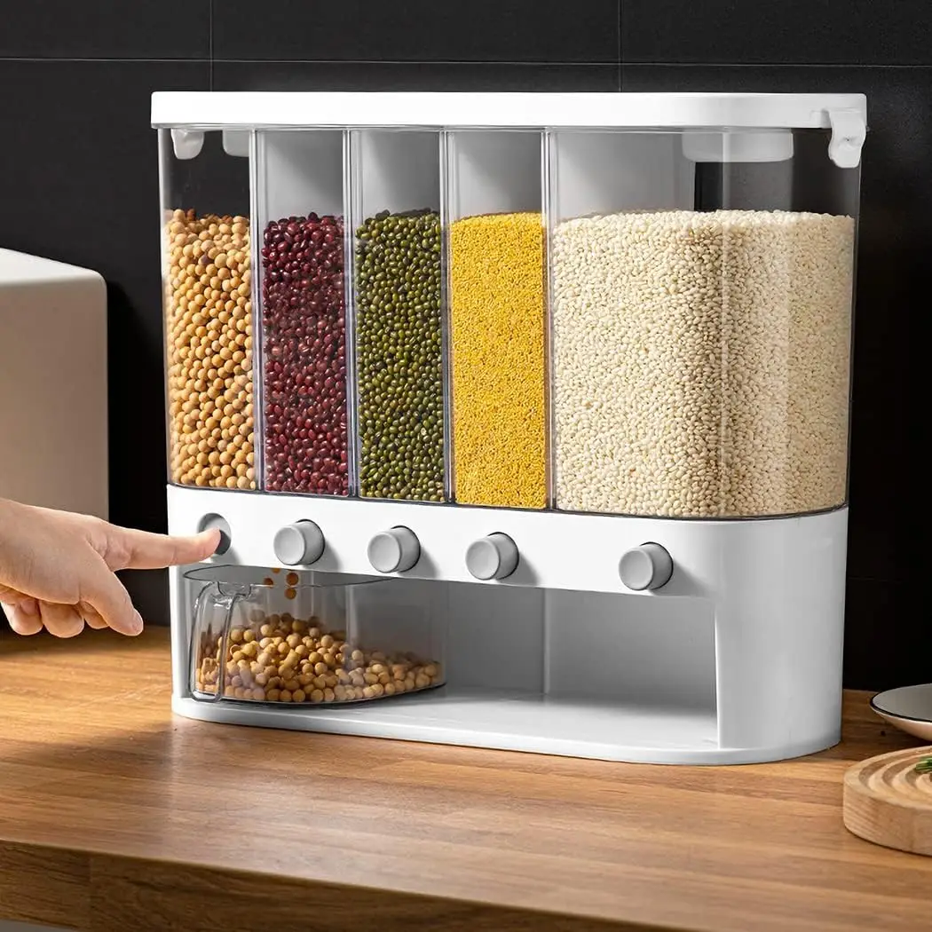 Dry Food Dispenser,Wall mounted 5 Grid Scent Bead Dispenser,Rice dispenser 25 pounds Kitchen with Measuring Cup, Suitable for R
Dry Food Dispenser,Wall mounted 5 Grid Scent Bead Dispenser,Rice dispenser 25 pounds Kitchen with Measuring Cup, Suitable for R