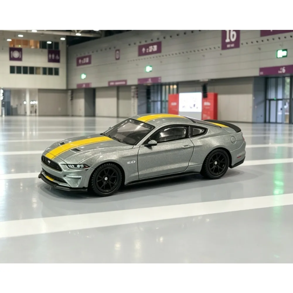 Full Alloy Mini Car Model with Shock Absorption, Sliding Vehicle Toy Collectible Gift for Boys
Full Alloy Mini Car Model with Shock Absorption, Sliding Vehicle Toy Collectible Gift for Boys