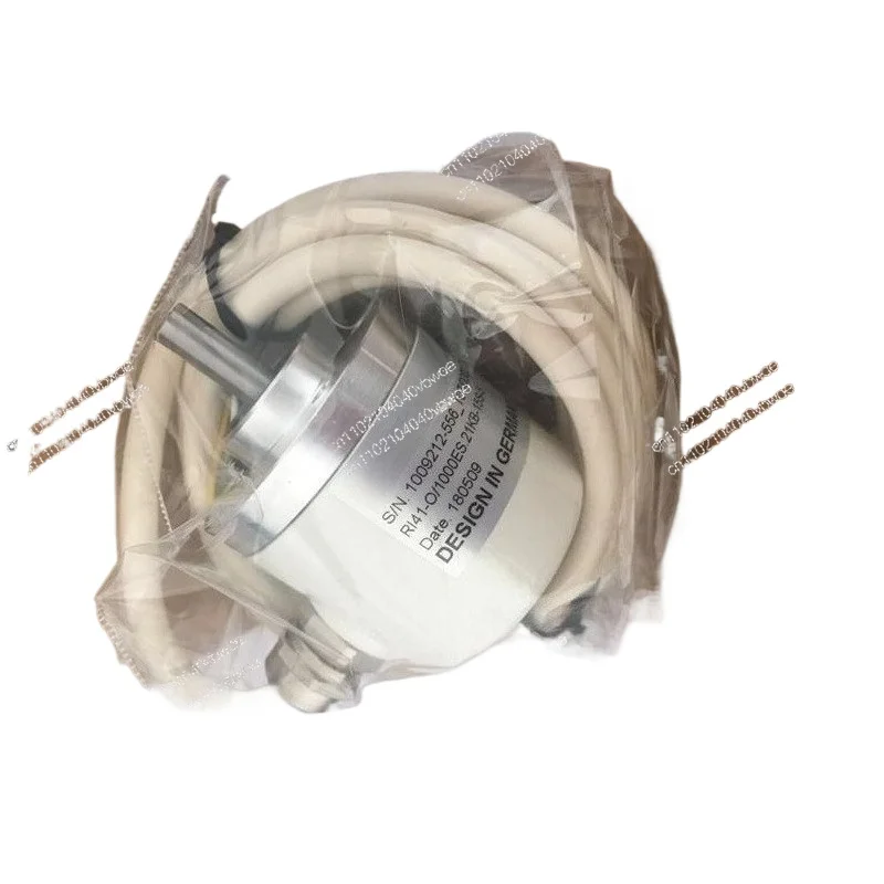 Новый твердый вал поворотного энкодера RI41-O/1000ES 21KB-15S-5 6 мм
Новый твердый вал поворотного энкодера RI41-O/1000ES 21KB-15S-5 6 мм