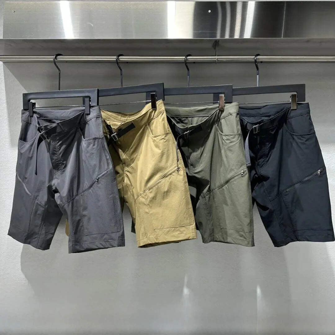 Outdoor Men's Elastic 3D Cut Quick Dry Soft Shorts Lightweight Technology Summer Shorts Standard Fit mid Waist Zipper
Outdoor Men's Elastic 3D Cut Quick Dry Soft Shorts Lightweight Technology Summer Shorts Standard Fit mid Waist Zipper
