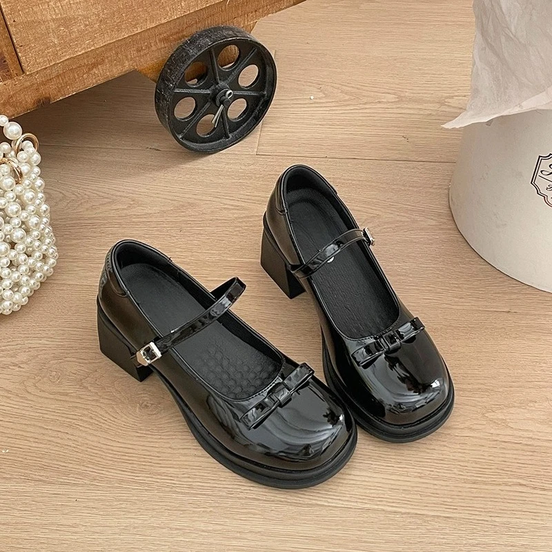 Bow Single Shoes Women's Fashion Round Toe Shallow Mouth One Strap Platform Non-Slip Block Heel Shoes
Bow Single Shoes Women's Fashion Round Toe Shallow Mouth One Strap Platform Non-Slip Block Heel Shoes