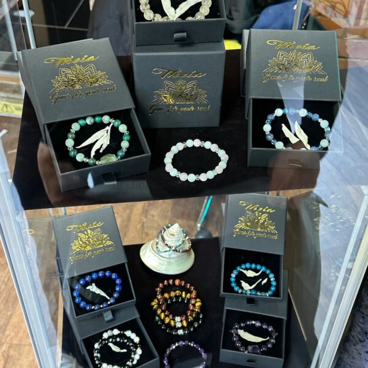 Персонализированная фиолетовая шкатулка для драгоценностей из 20 шт. с мешочком из микрофибры: набор упаковки с логотипом
Персонализированная фиолетовая шкатулка для драгоценностей из 20 шт. с мешочком из микрофибры: набор упаковки с логотипом