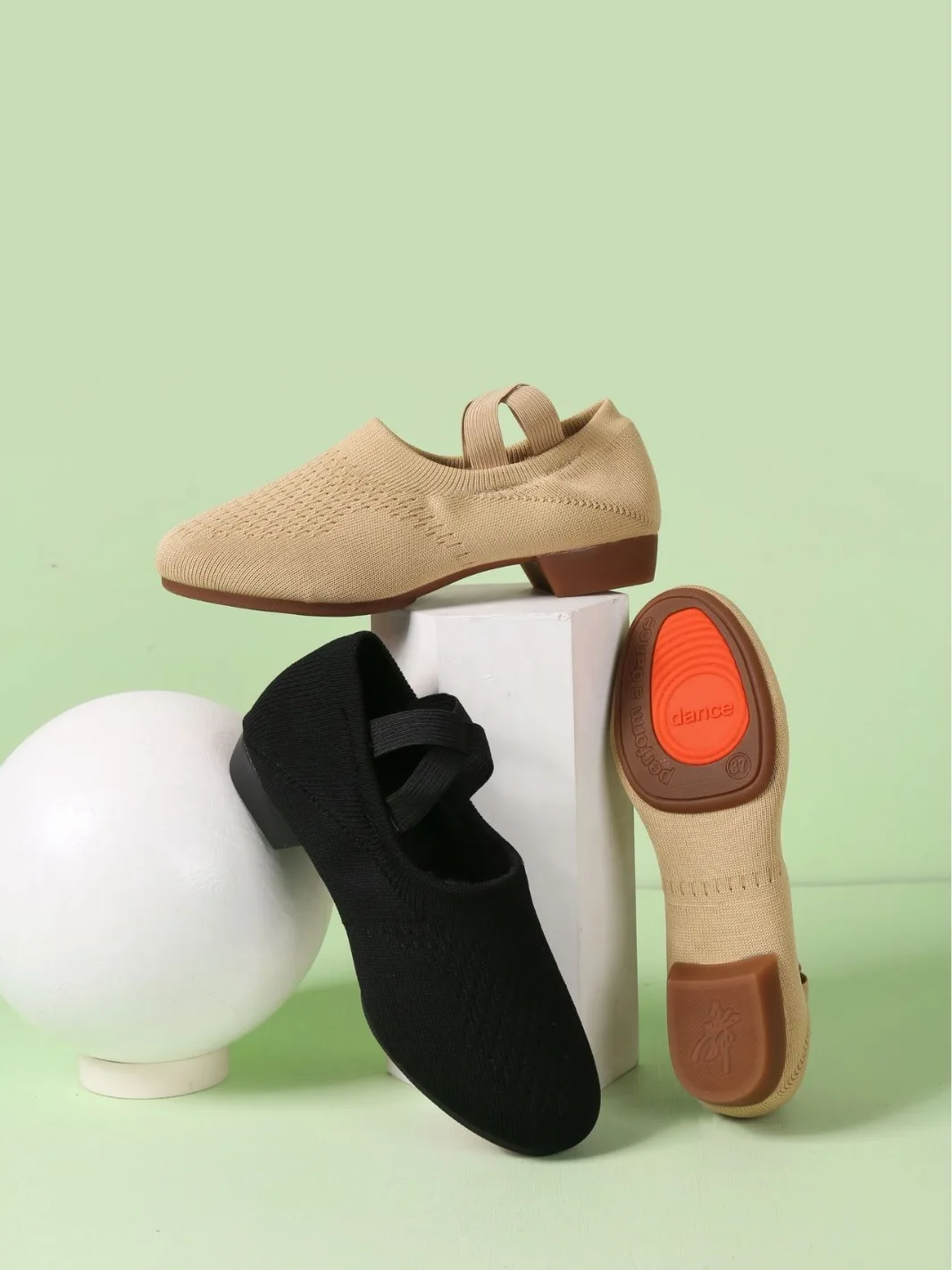 Women Dance Shoes Knitted Teacher Shoes Soft sole Low Heel Latin Training Shoes Ballet Dance Shoes Jazz Ballroom Sneakers
Women Dance Shoes Knitted Teacher Shoes Soft sole Low Heel Latin Training Shoes Ballet Dance Shoes Jazz Ballroom Sneakers