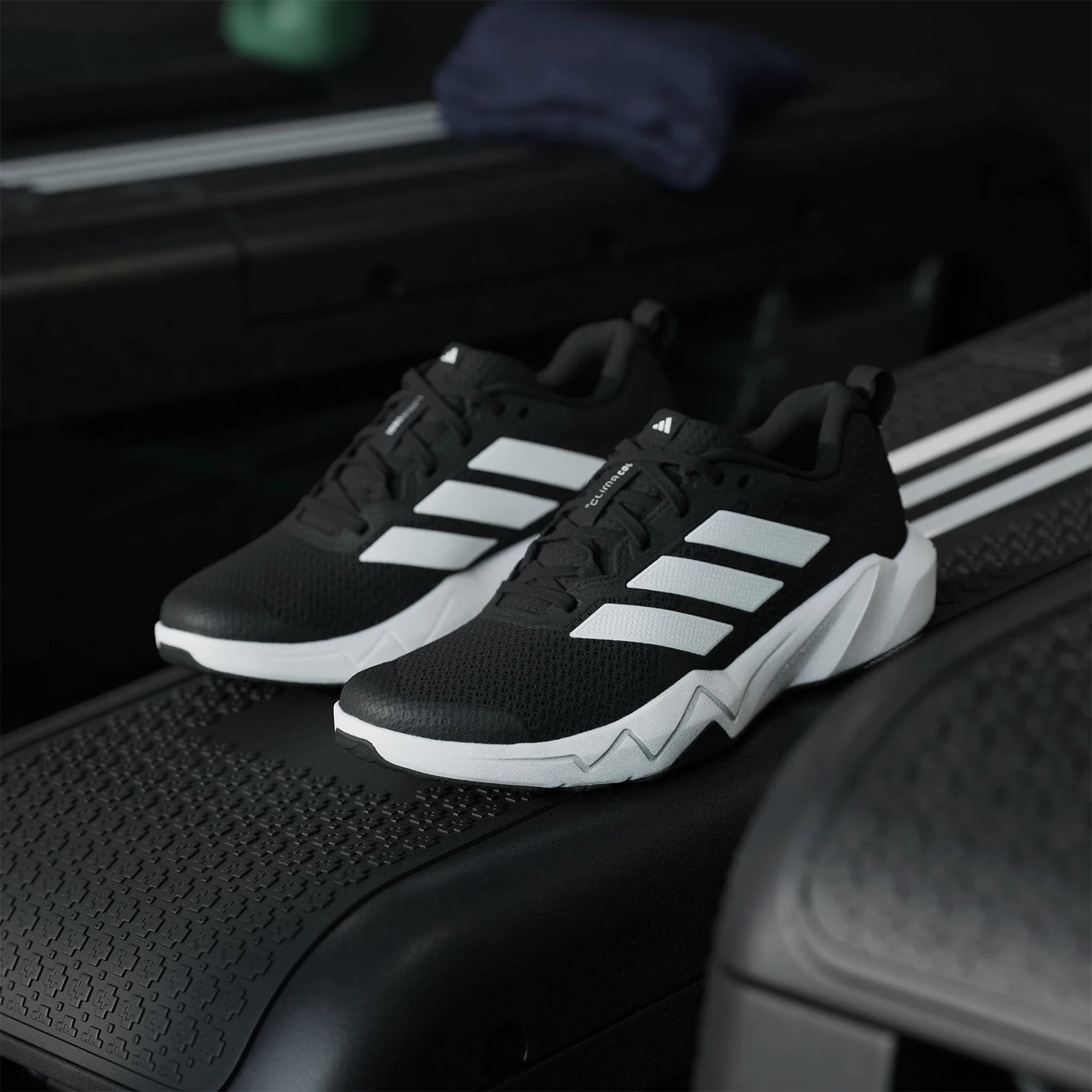 Adidas Authentic Year Women's Breathable Mesh Training Sports Shoes JQ3953
Adidas Authentic Year Women's Breathable Mesh Training Sports Shoes JQ3953