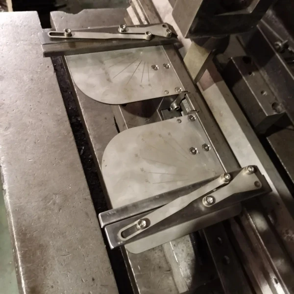 Bending Machine Magnetic Suction Front Bracket, Bending Machine Magnetic Attraction Angle Auxiliary Tool
Bending Machine Magnetic Suction Front Bracket, Bending Machine Magnetic Attraction Angle Auxiliary Tool