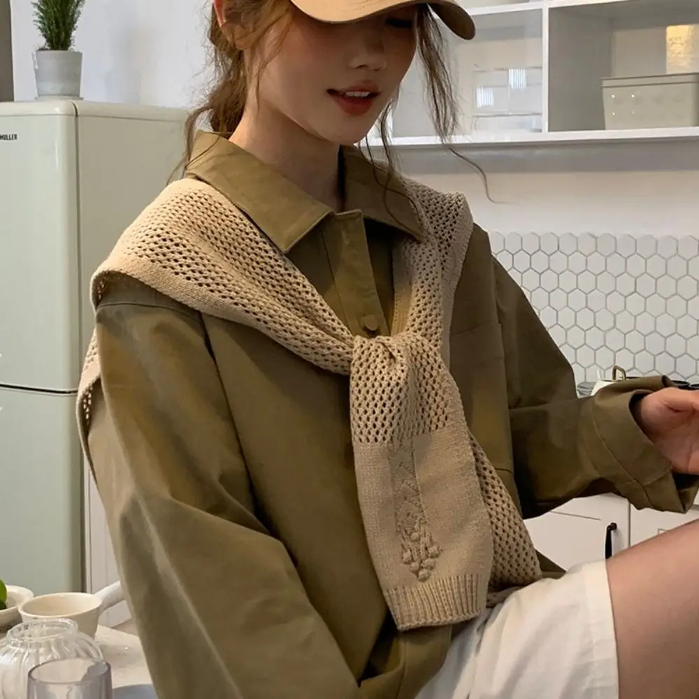 Retro Blouse Shoulders Fake Collar Hollow Knitted Shawl Solid Color Cape Knit Scarf Wraps Scarf Accessories Wool Scarves Women
Retro Blouse Shoulders Fake Collar Hollow Knitted Shawl Solid Color Cape Knit Scarf Wraps Scarf Accessories Wool Scarves Women