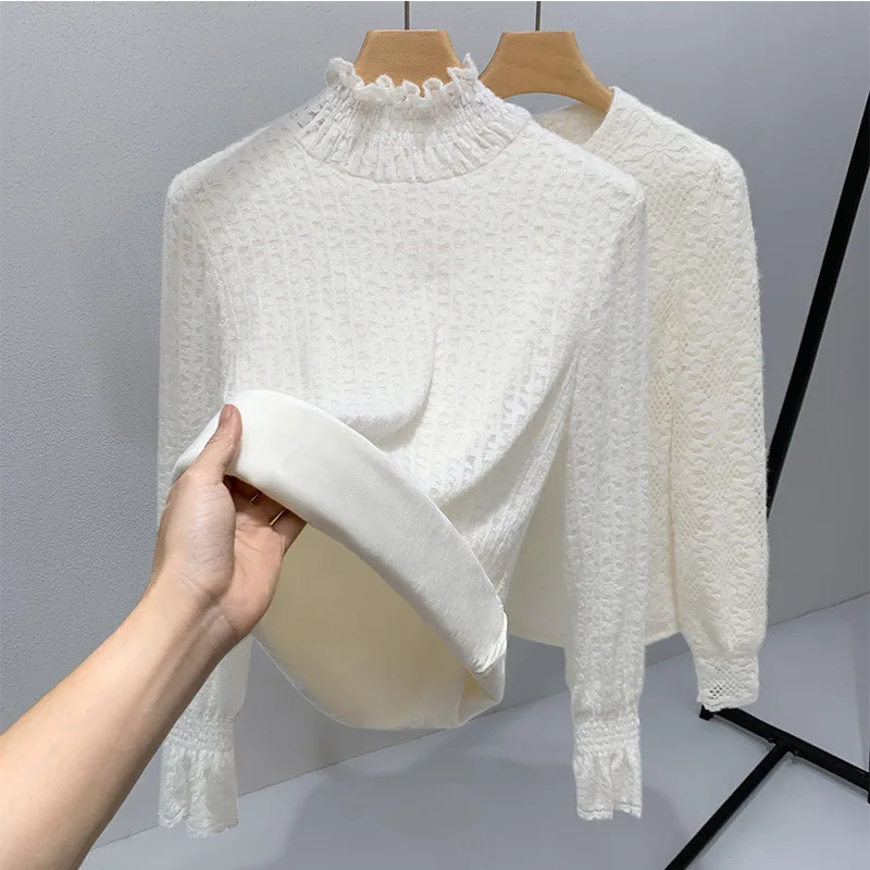 Stylish high-necked base shirt women2025New French-style bell-sleeve, fleece-lined, thickened lace top warm layering
Stylish high-necked base shirt women2025New French-style bell-sleeve, fleece-lined, thickened lace top warm layering