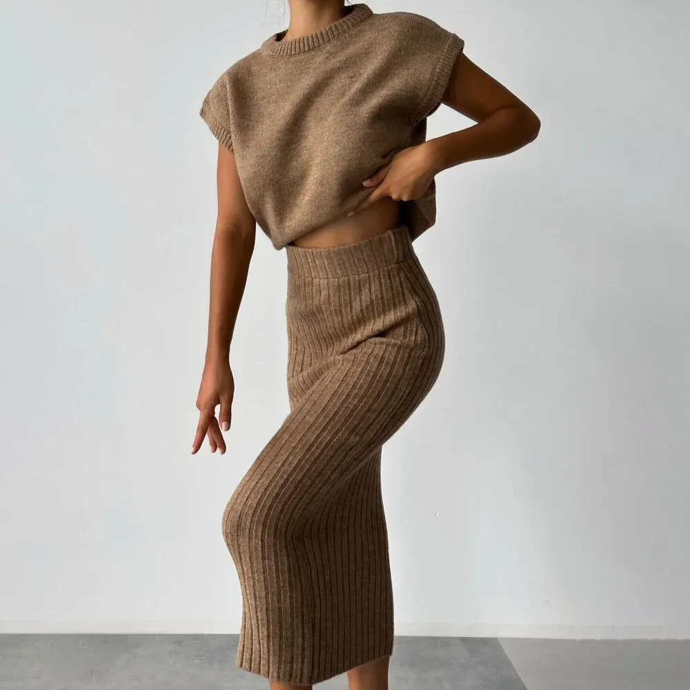 Two-piece Spring And Autumn Solid Color Sweater Set Women's Sleeveless Pullover Top Knitted Straight Fashion Street 2024 Slim Dr
Two-piece Spring And Autumn Solid Color Sweater Set Women's Sleeveless Pullover Top Knitted Straight Fashion Street 2024 Slim Dr