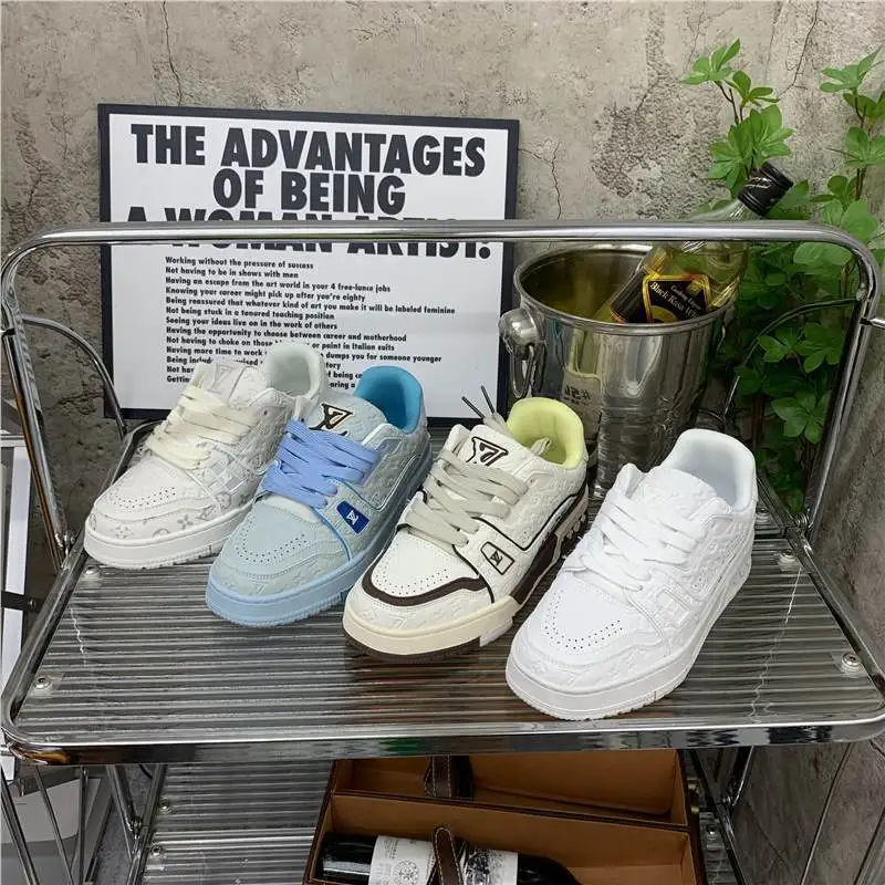 Пара весенне-осенних 2320, новая повседневная спортивная обувь большого размера на мягкой подошве, нескользящая дышащая обувь для доски
Пара весенне-осенних 2320, новая повседневная спортивная обувь большого размера на мягкой подошве, нескользящая дышащая обувь для доски