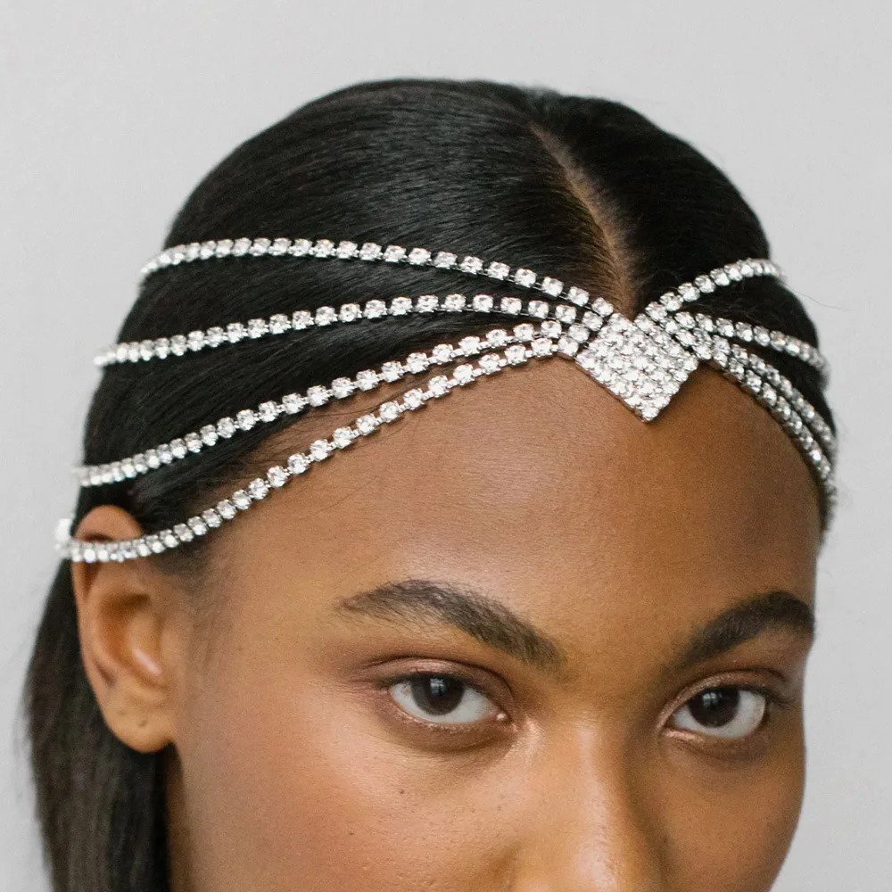Bohemian Rhinestone Multi-layer Heart Forehead Head Chain Bridal Hair Jewelry for Women Crystal Tassel Hair Chain Headwear Gift
Bohemian Rhinestone Multi-layer Heart Forehead Head Chain Bridal Hair Jewelry for Women Crystal Tassel Hair Chain Headwear Gift