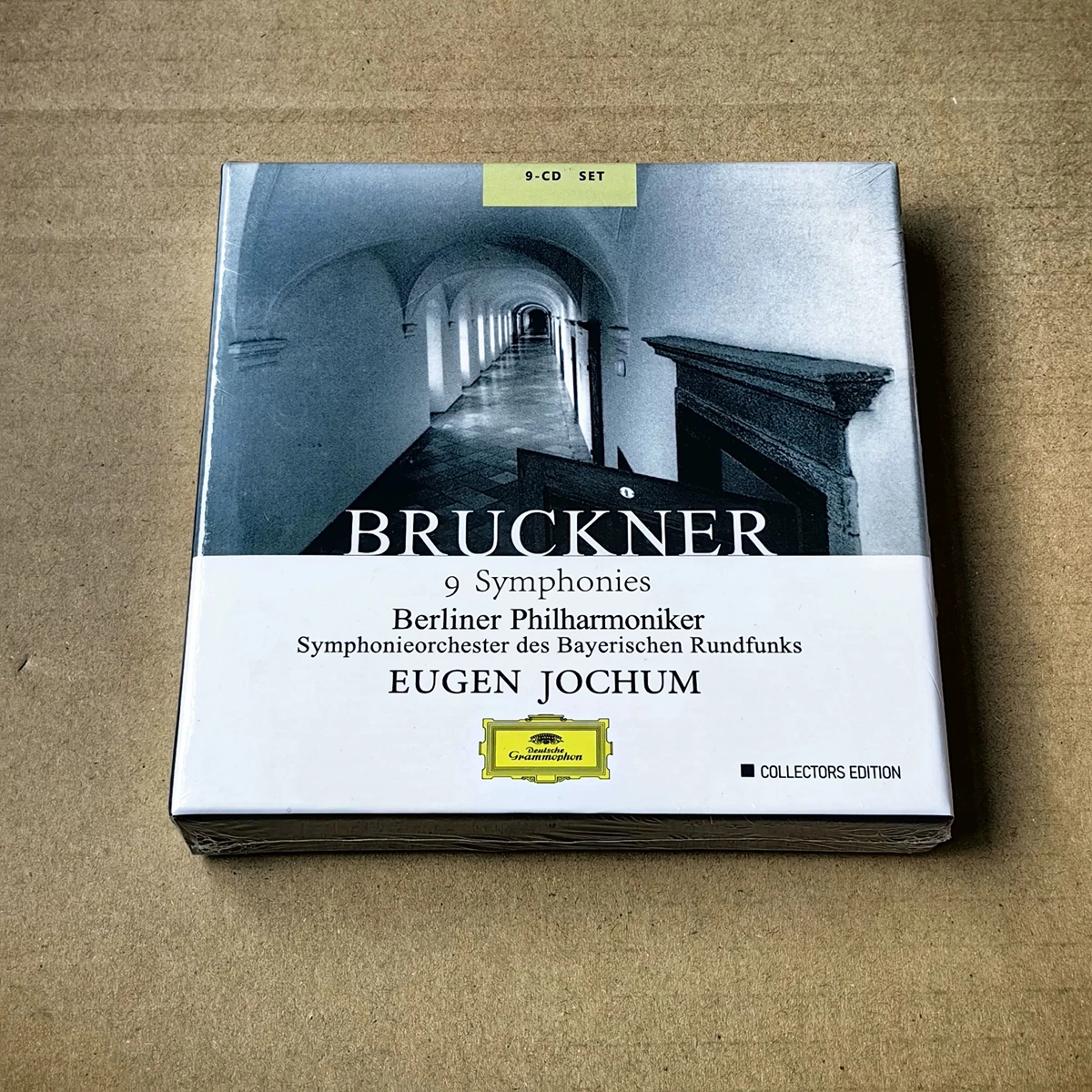 Классический Berliner Philharmoniker Eugen Jochum Музыкальный CD 9 Симфонов Альбом 9 шт. Музыкальная запись Косплей Walkman Car Soundtracks Box
Классический Berliner Philharmoniker Eugen Jochum Музыкальный CD 9 Симфонов Альбом 9 шт. Музыкальная запись Косплей Walkman Car Soundtracks Box