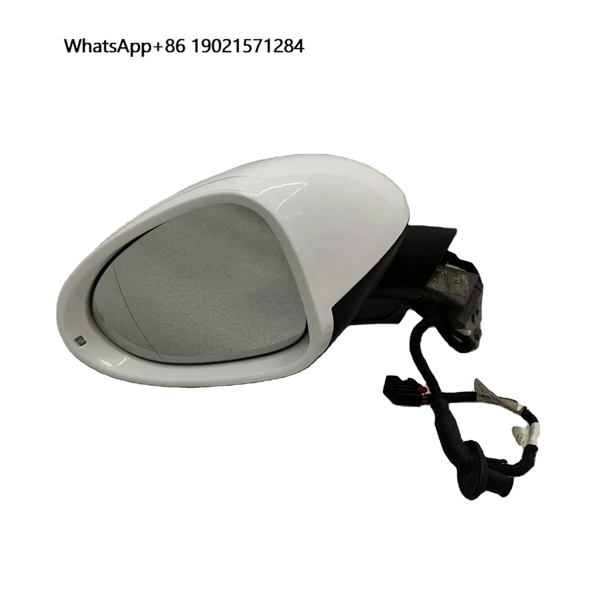 High Quality Macan Side Door Rearview Mirror Suitable for Porsche Macan Automatic Folding Rearview Mirror Car Rearview Mirror
High Quality Macan Side Door Rearview Mirror Suitable for Porsche Macan Automatic Folding Rearview Mirror Car Rearview Mirror
