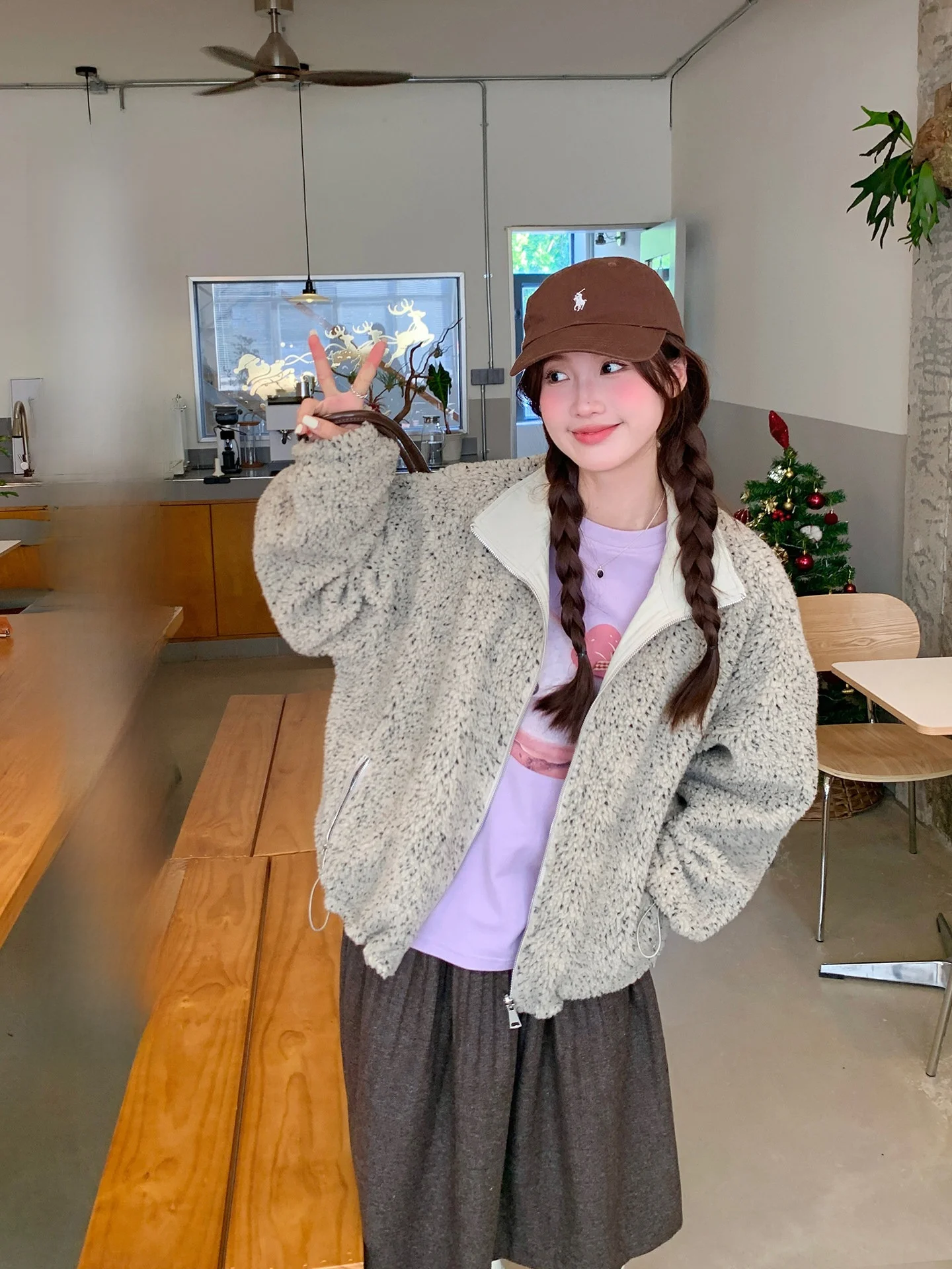 Thiened High Collar Jaet Women's ort Size Lamb Fur Double-Sided Wear Retro Warm Cotton Top Zipper Closure Casual Outerwear
Thiened High Collar Jaet Women's ort Size Lamb Fur Double-Sided Wear Retro Warm Cotton Top Zipper Closure Casual Outerwear