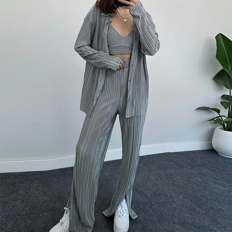 Women's Spring/Summer 2025 New Elegant High-elasticity Suit with A Lapel Shirt and High-waisted Stretch Slit Wide-leg Pants
Women's Spring/Summer 2025 New Elegant High-elasticity Suit with A Lapel Shirt and High-waisted Stretch Slit Wide-leg Pants