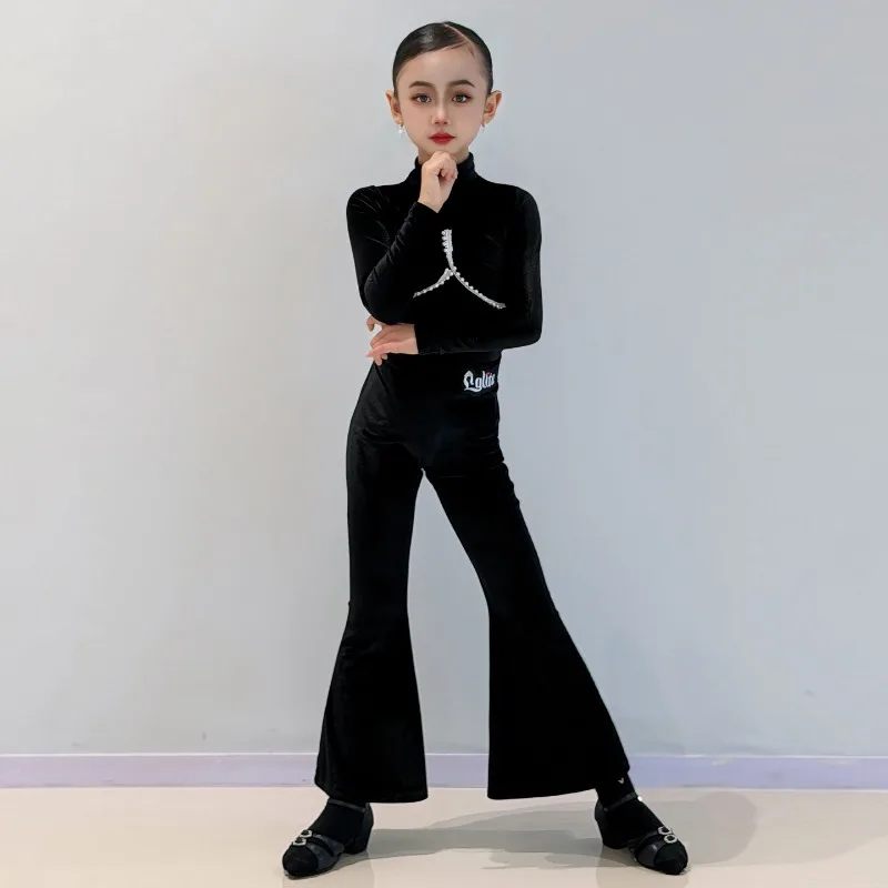 Girls Black Velvet Latin Dance Set Winter Long Sleeve Top Pants Training Performance Costume Performance Accessories Dance Wear
Girls Black Velvet Latin Dance Set Winter Long Sleeve Top Pants Training Performance Costume Performance Accessories Dance Wear