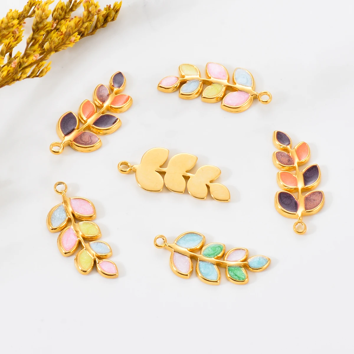 5 Pcs Wholesale Multicolor Stainless Steel Enamel Leaf Charm Pendants Making for Bracelet Earrings DIY Handmade Jewelry
5 Pcs Wholesale Multicolor Stainless Steel Enamel Leaf Charm Pendants Making for Bracelet Earrings DIY Handmade Jewelry