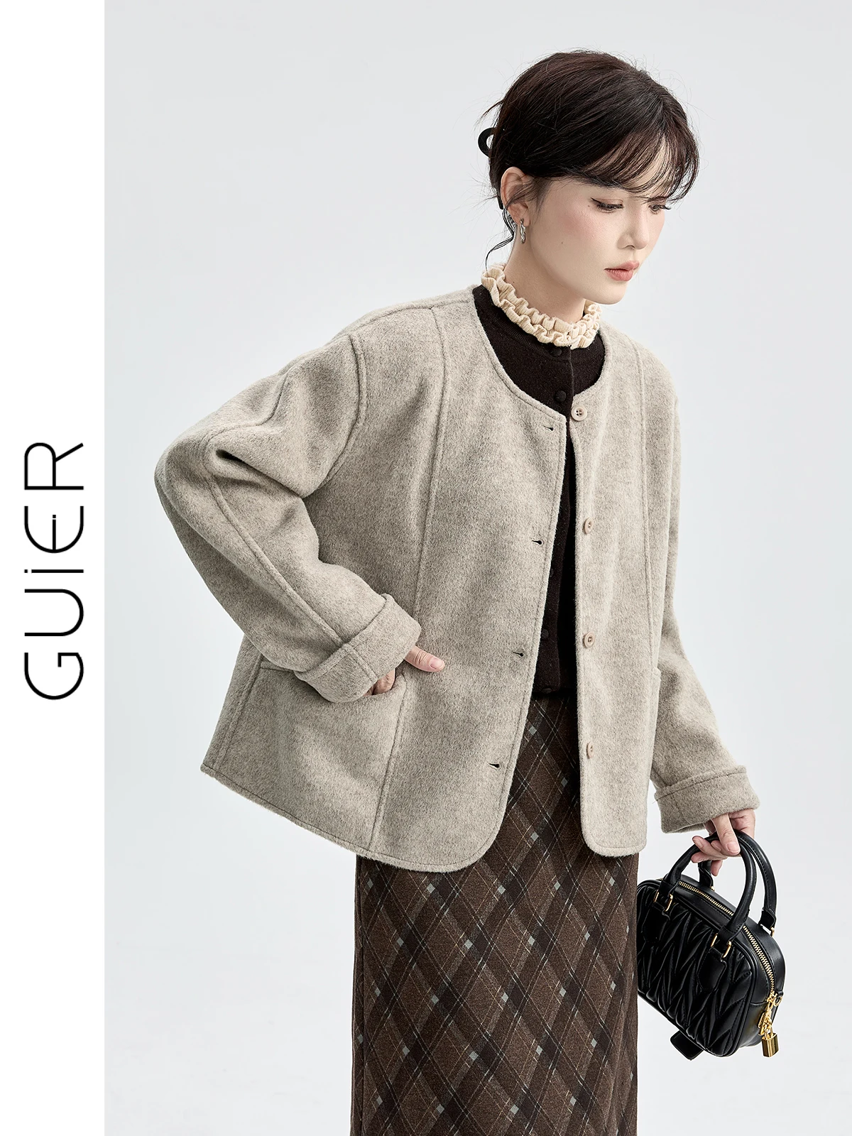 Guier ort Double-Faced Woolen Coat for Women 2025 New Autumn Winter Slim Fit Warm Outerwear Loose Fit Long Sve round Ne
Guier ort Double-Faced Woolen Coat for Women 2025 New Autumn Winter Slim Fit Warm Outerwear Loose Fit Long Sve round Ne