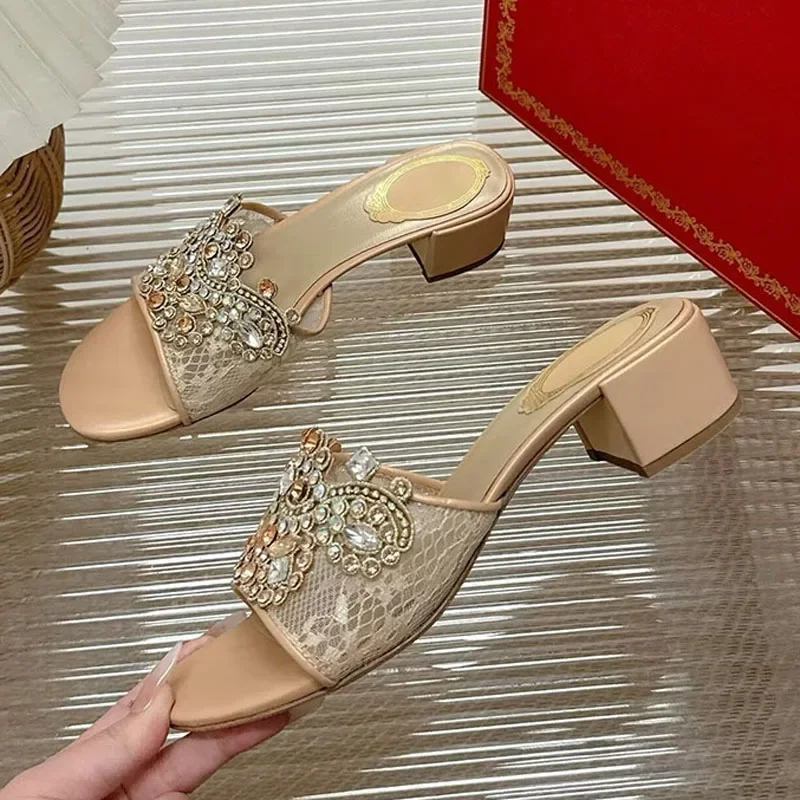New 2025 Women's Open Toe Fashion Square Heels Slippers Lace One Strap Rhinestone Decor Sandals Summer Dress Shoes Pumps
New 2025 Women's Open Toe Fashion Square Heels Slippers Lace One Strap Rhinestone Decor Sandals Summer Dress Shoes Pumps