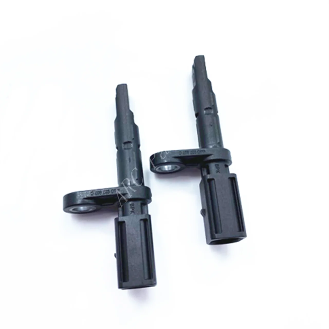 2Pcs Rear Wheel Speed Transmission ABS Sensor For Audi A4 S4 A5 S5 A6 A8 S8 Q5 Q7 Q8 RS4 RS6 Touareg 4M0927807C 4M0 927 807 C
2Pcs Rear Wheel Speed Transmission ABS Sensor For Audi A4 S4 A5 S5 A6 A8 S8 Q5 Q7 Q8 RS4 RS6 Touareg 4M0927807C 4M0 927 807 C