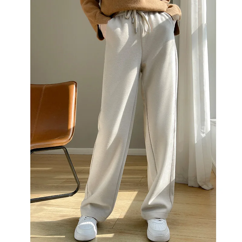 Hot selling women's fine imitation wool wide leg pants Solid color knitted comfortable and versatile long women's wide leg pants
Hot selling women's fine imitation wool wide leg pants Solid color knitted comfortable and versatile long women's wide leg pants