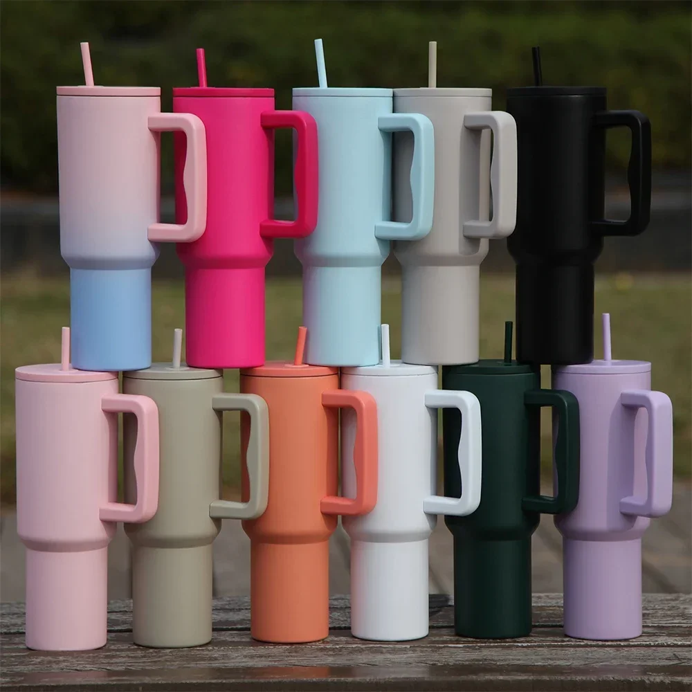 40 ozStainless Steel Insulated Tumbler With Handle and Straws Lid Coffee Mug Vacuum Cup Keep Ice and Cold Outdoor Portable Cup
40 ozStainless Steel Insulated Tumbler With Handle and Straws Lid Coffee Mug Vacuum Cup Keep Ice and Cold Outdoor Portable Cup