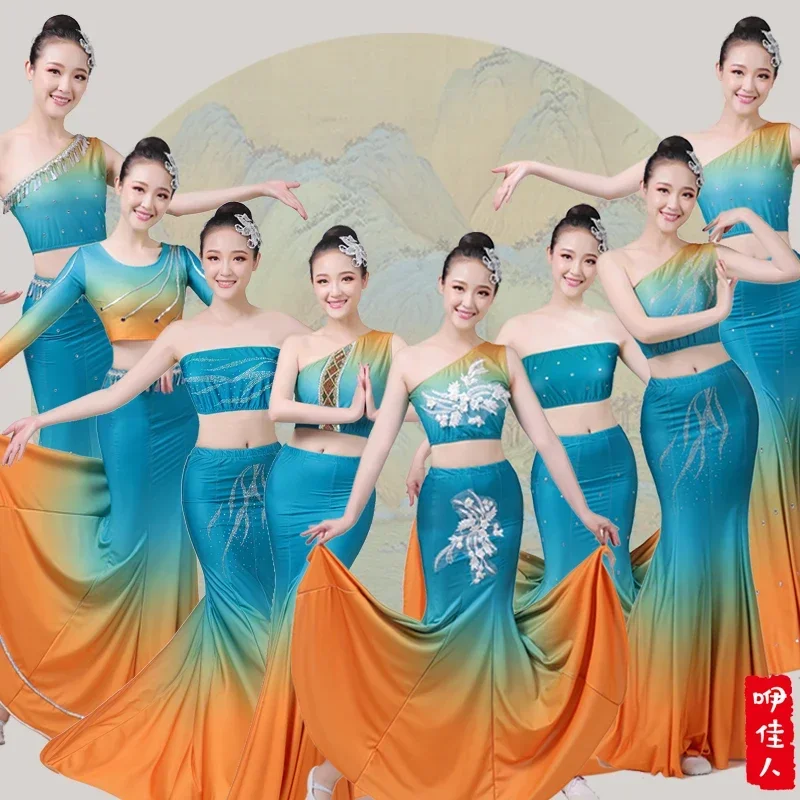 Dai Dance Chinese Folk Dance Clothes Minority Peacock Dance National Costumes Female Fishtail Skirt Wrap Hip Dress
Dai Dance Chinese Folk Dance Clothes Minority Peacock Dance National Costumes Female Fishtail Skirt Wrap Hip Dress