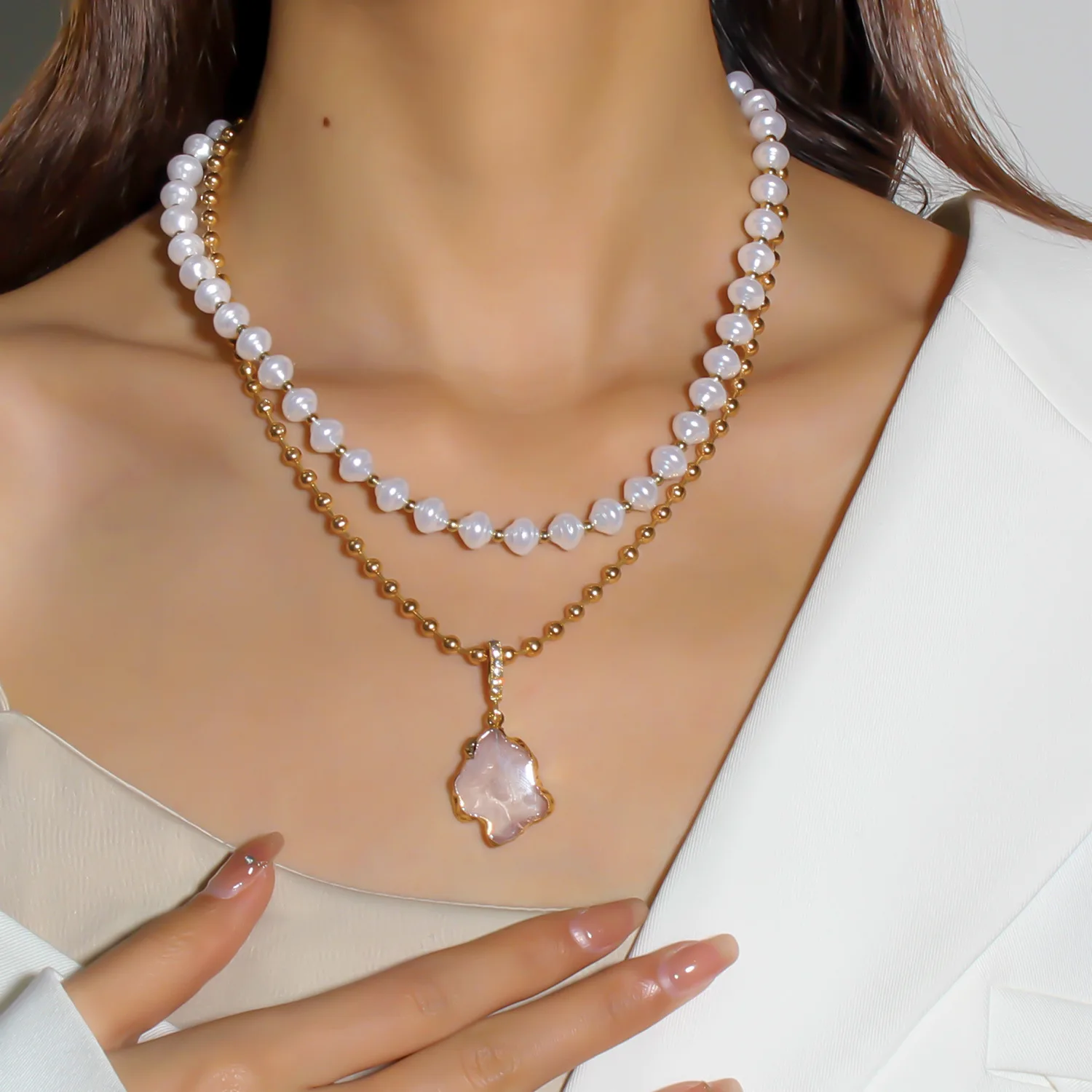DIY accessories European and American jewelry personality temperament simple chain beaded multi-layer necklace pearl necklace ac
DIY accessories European and American jewelry personality temperament simple chain beaded multi-layer necklace pearl necklace ac