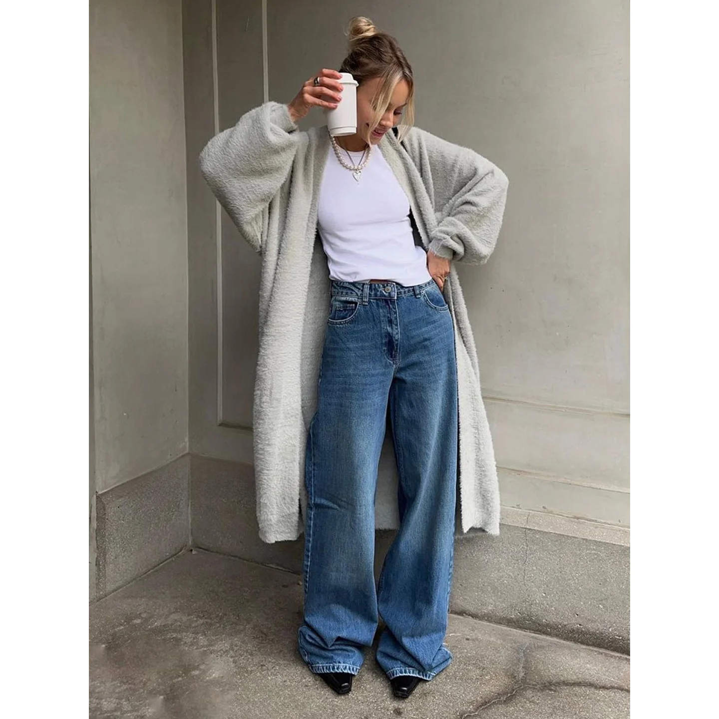 Laziness Style Long Knitted Cardigan Sweater Mink Fur Robe Loose Fit Autumn Winter Women's Warm V-Neck Mid-Length Outerwear
Laziness Style Long Knitted Cardigan Sweater Mink Fur Robe Loose Fit Autumn Winter Women's Warm V-Neck Mid-Length Outerwear