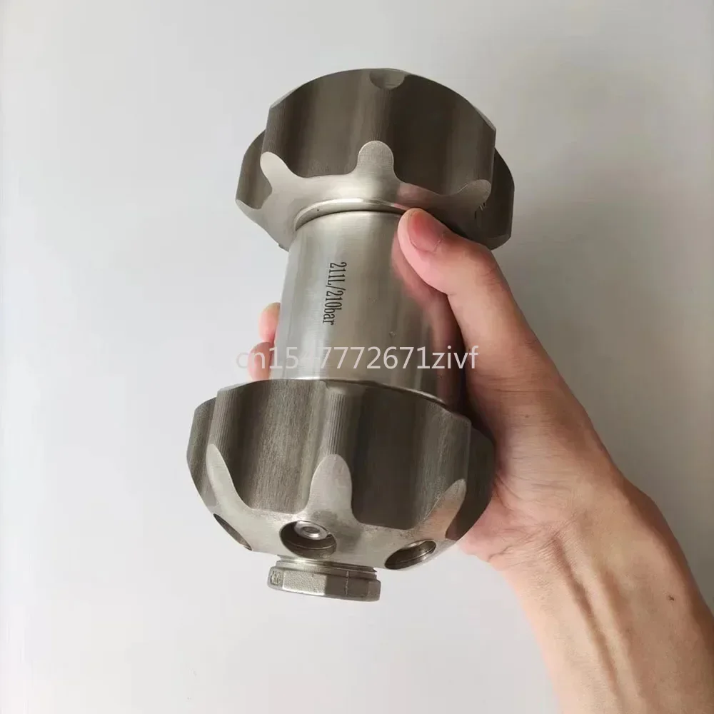 Быстро вращающаяся вибрационная канализационная насадка 3000PSI из нержавеющей стали для очистки канализации 
Быстро вращающаяся вибрационная канализационная насадка 3000PSI из нержавеющей стали для очистки канализации