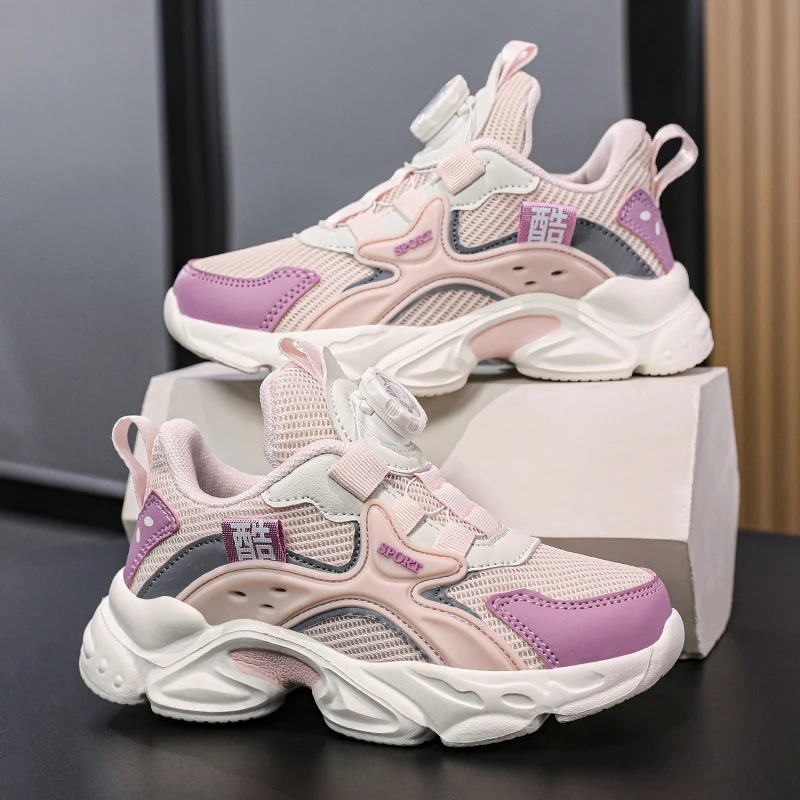 Hot Selling Kids Shoes Summer New Lightweight Child Sneakers Outdoor Wear Resistant Run Shoes Fashion Rotating Button Sneakers
Hot Selling Kids Shoes Summer New Lightweight Child Sneakers Outdoor Wear Resistant Run Shoes Fashion Rotating Button Sneakers