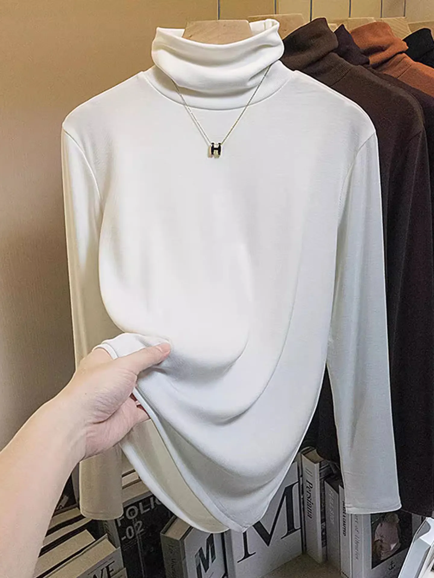 Korean Sle High Collar Long Sve Fce Lined Base irt plus Size Women's Faionable Versatile Autumn Winter Top
Korean Sle High Collar Long Sve Fce Lined Base irt plus Size Women's Faionable Versatile Autumn Winter Top