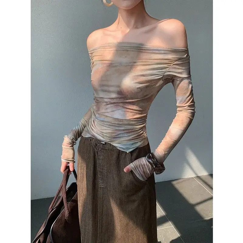 Женские сексуальные обтягивающие топы с открытыми плечами в стиле гот в стиле гранж Y2k, эстетичная футболка с длинными рукавами, рубашка со плиссированной нижней частью, солнцезащитный топ, новый
Женские сексуальные обтягивающие топы с открытыми плечами в стиле гот в стиле гранж Y2k, эстетичная футболка с длинными рукавами, рубашка со плиссированной нижней частью, солнцезащитный топ, новый