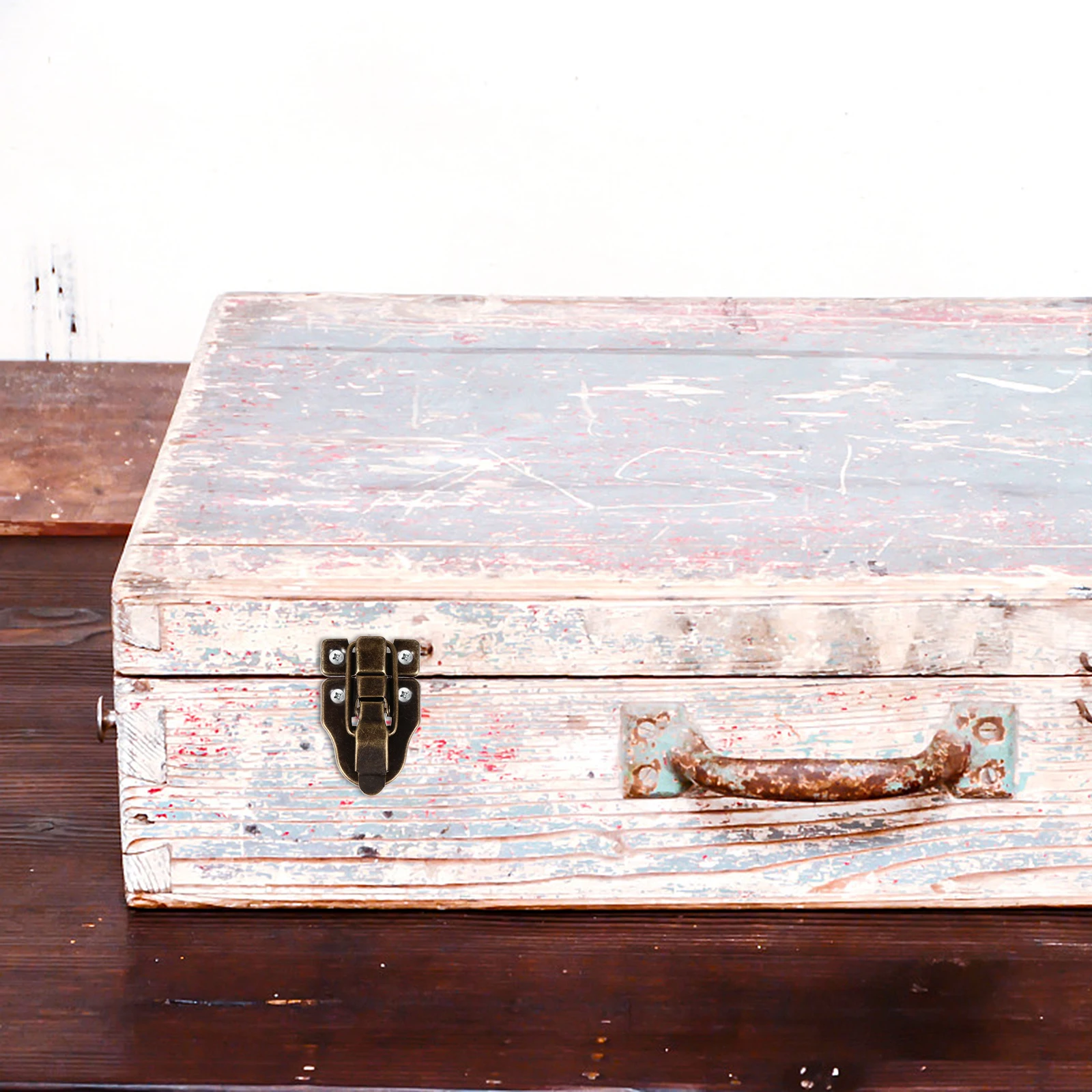 6Pcs Wood Box Latches Hasp Iron Material Not Easy Deform Break Practical Durable Easy Apply Detach Jewelry Box Latches
6Pcs Wood Box Latches Hasp Iron Material Not Easy Deform Break Practical Durable Easy Apply Detach Jewelry Box Latches