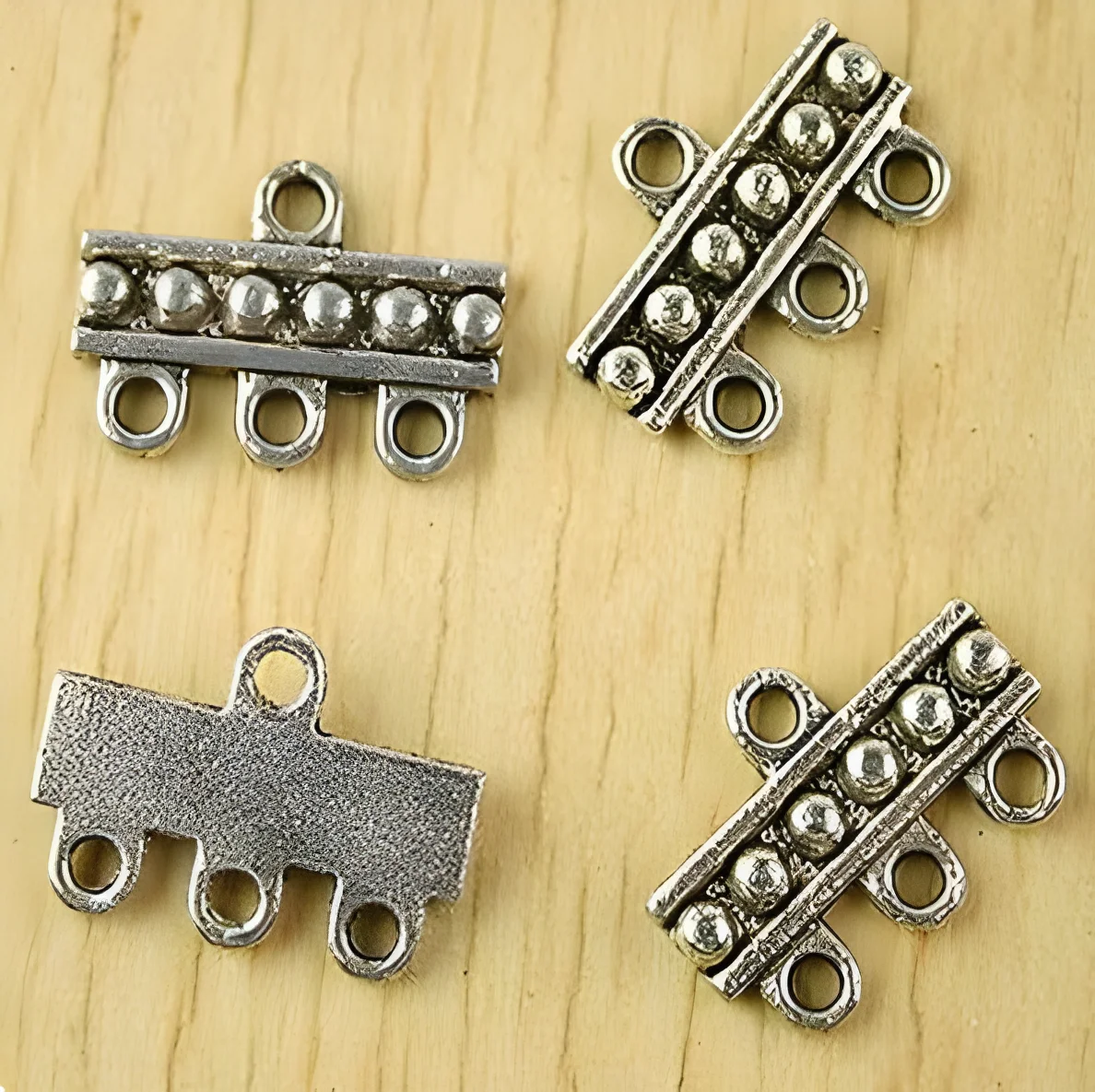 30pcs 18.6x12.6mm Alloy matel tibetan silver 3 in 1 connector HWH2575
30pcs 18.6x12.6mm Alloy matel tibetan silver 3 in 1 connector HWH2575