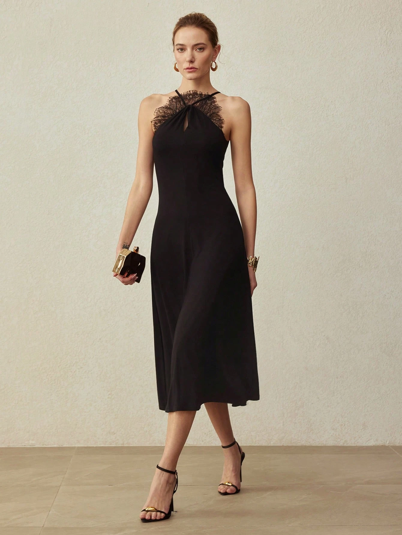 Customized Lace Mother of Birde Dresses 2026 for Women Wedding Black A Line Elegant Evening Dress Halter Prom Gown
Customized Lace Mother of Birde Dresses 2026 for Women Wedding Black A Line Elegant Evening Dress Halter Prom Gown