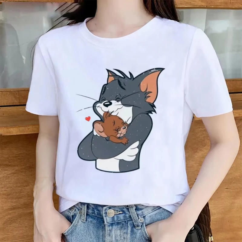 MINISO Classic Tom and Jerry Cartoon Printed Women's T-shirt Summer T-shirt Loose Casual Short Sleeve Round Neck Top
MINISO Classic Tom and Jerry Cartoon Printed Women's T-shirt Summer T-shirt Loose Casual Short Sleeve Round Neck Top