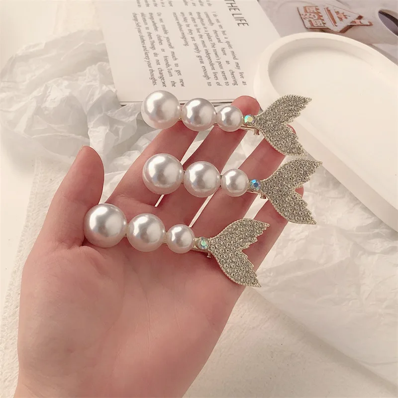 Pearl Fishtail Hair Clips For Women Fasion Hair Accessories For Women Korean Hair Claw Clip
Pearl Fishtail Hair Clips For Women Fasion Hair Accessories For Women Korean Hair Claw Clip