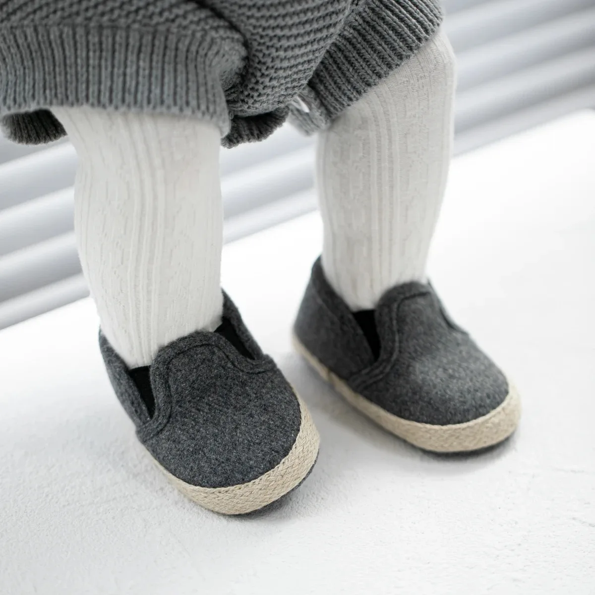 Fashion Unisex Baby Shoes Newborn Breathable Anti-slip Soft Cotton Bottom Toddler Shoes Baby Boy Sneakers
Fashion Unisex Baby Shoes Newborn Breathable Anti-slip Soft Cotton Bottom Toddler Shoes Baby Boy Sneakers
