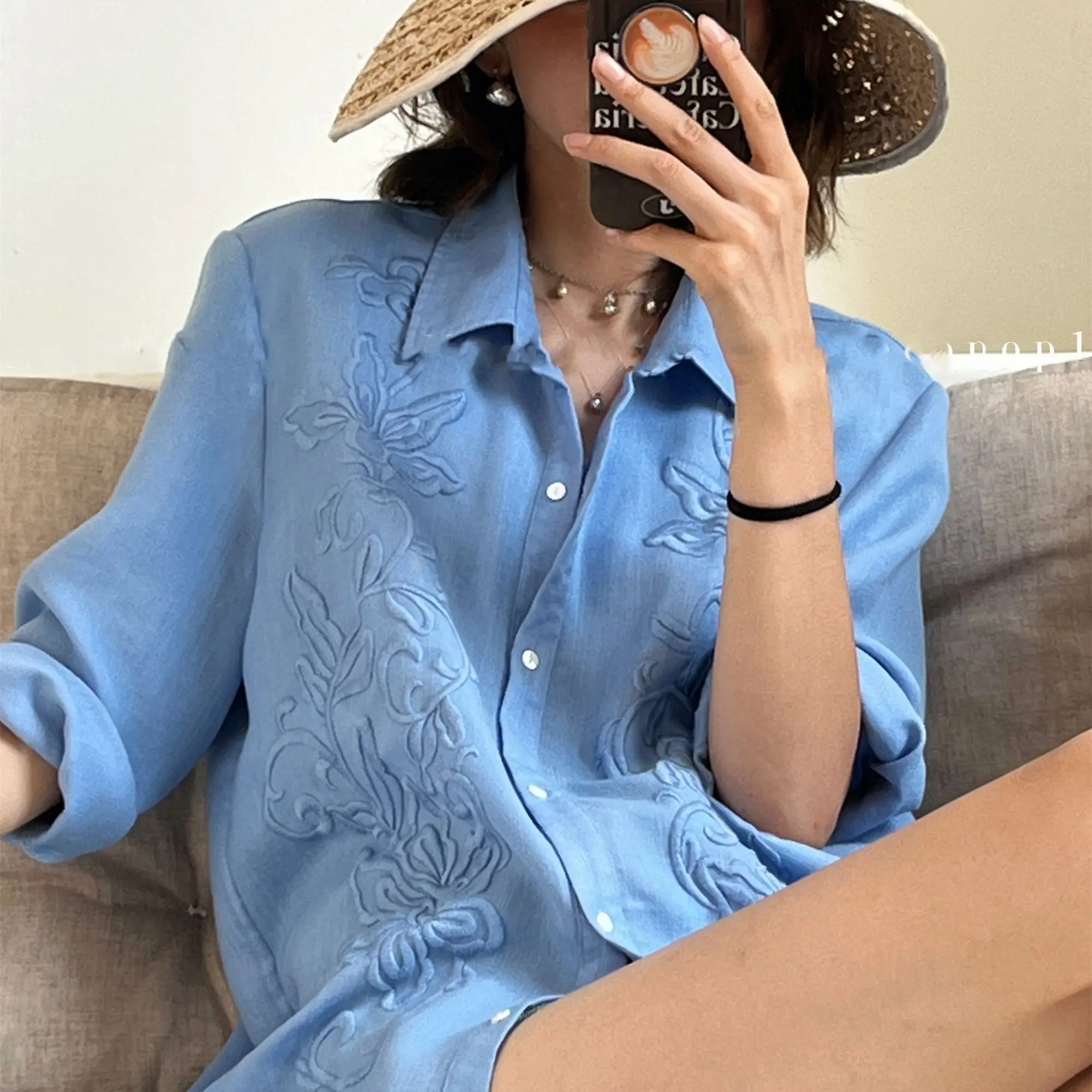 2025 New Fashion Embroidered Loose Blouse Female Spring Summer All-match Buttons Solid Color Turn-down Collar Long Sleeve Shirts
2025 New Fashion Embroidered Loose Blouse Female Spring Summer All-match Buttons Solid Color Turn-down Collar Long Sleeve Shirts