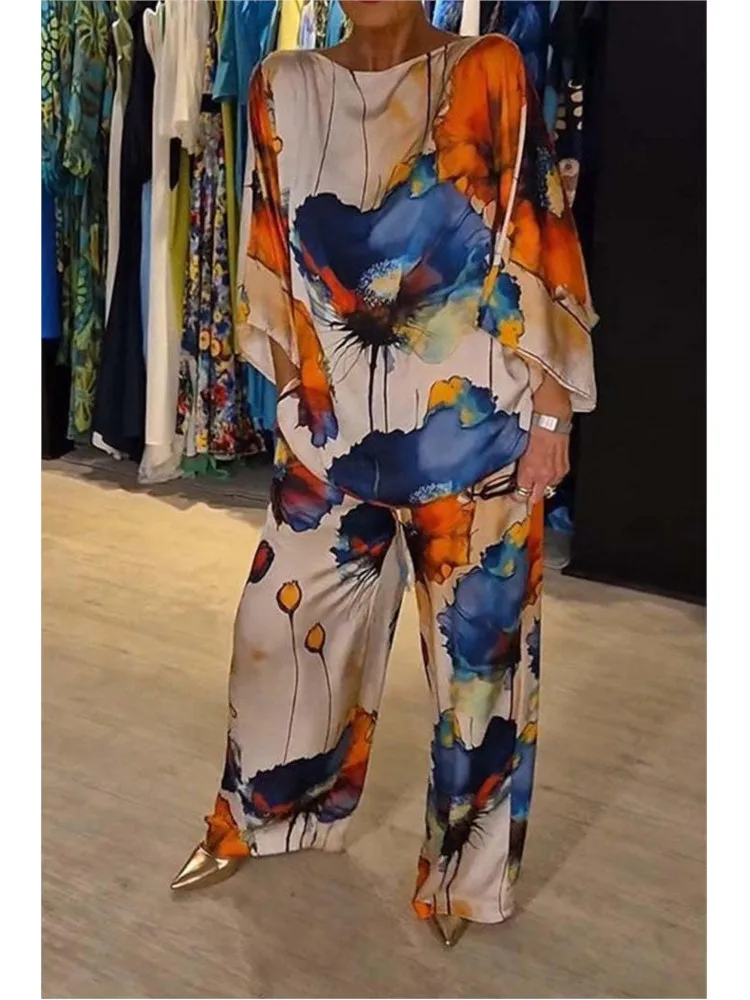 Spring Autumn O-Neck Bell Sleeve Top + Wide Leg Pants Two-piece Women's Set Fashion Loose Sfumato Printing Elegant Set Female
Spring Autumn O-Neck Bell Sleeve Top + Wide Leg Pants Two-piece Women's Set Fashion Loose Sfumato Printing Elegant Set Female