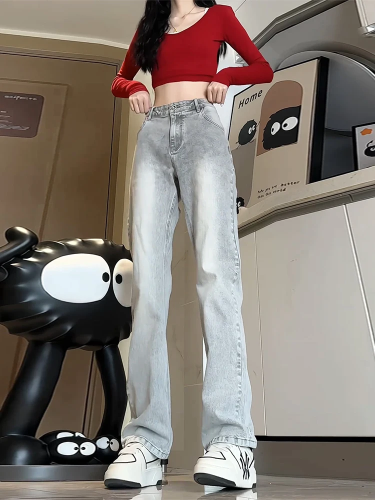 Джинсы женские прямые с высокой талией, легкий расклешенный низ, цвет цементный, в стиле американской уличной моды
Джинсы женские прямые с высокой талией, легкий расклешенный низ, цвет цементный, в стиле американской уличной моды