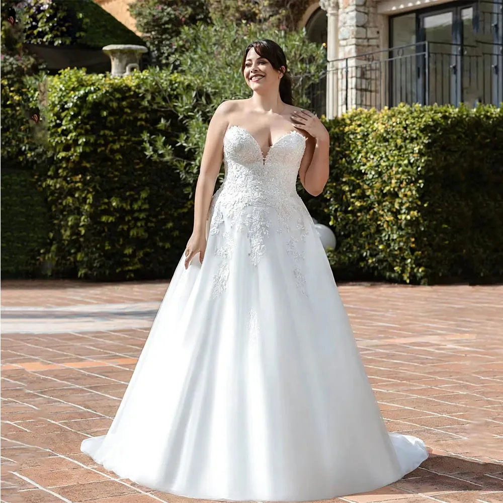 Plus Size Wedding Dresses For Sweetheart Beading A-Line Bridal Gowns Elegant Strapless Lace Appliques Brides dress
Plus Size Wedding Dresses For Sweetheart Beading A-Line Bridal Gowns Elegant Strapless Lace Appliques Brides dress