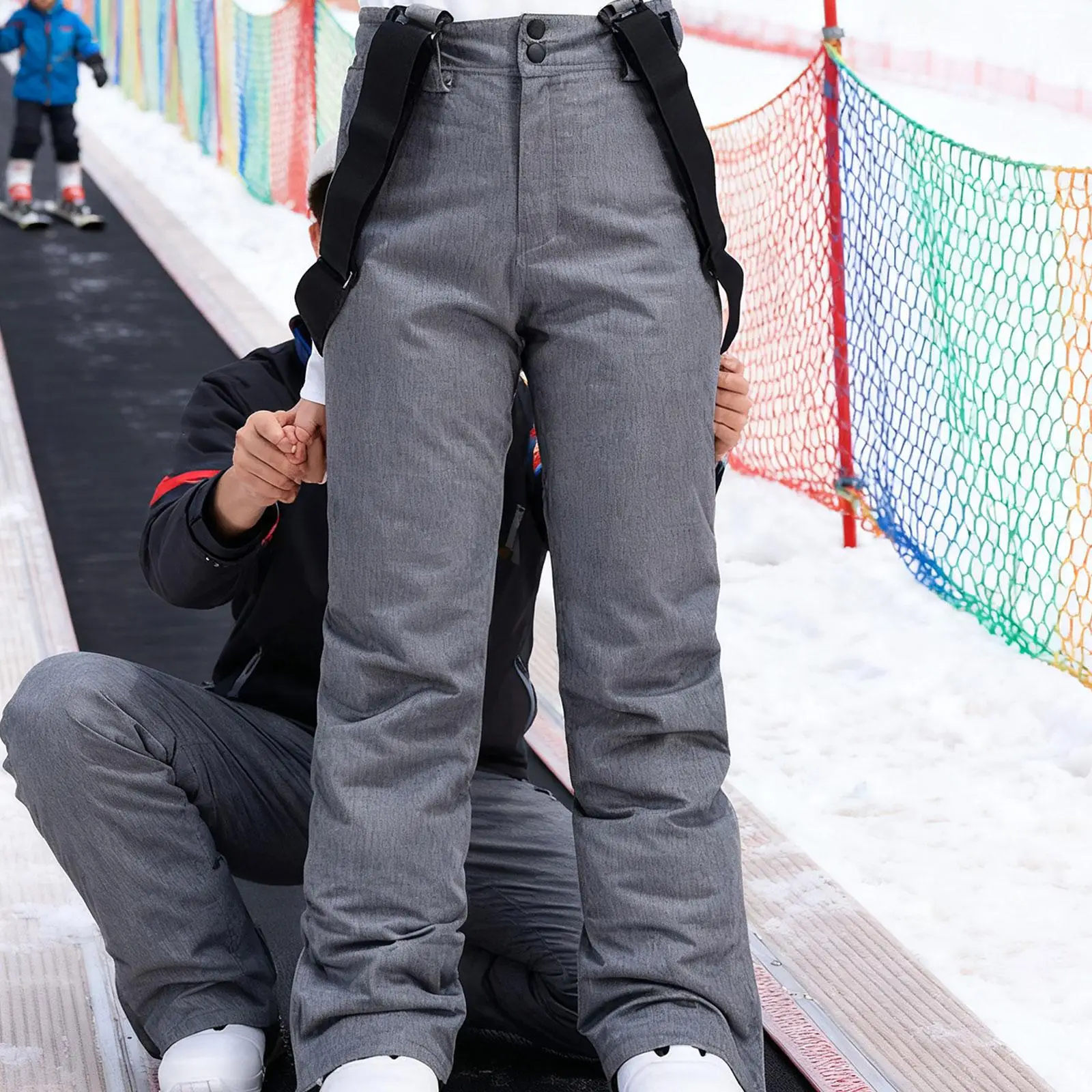 Водонепроницаемые теплые брюки-полукомбинезон для сноуборда и лыж для женщин, аксессуары для зимних видов спорта
Водонепроницаемые теплые брюки-полукомбинезон для сноуборда и лыж для женщин, аксессуары для зимних видов спорта