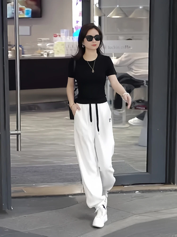 Slim Fit Sportswear Set for Women Summer 2026 New Style Casual Short Sleeve T-Shirt And Pants Fashionable And Elegant
Slim Fit Sportswear Set for Women Summer 2026 New Style Casual Short Sleeve T-Shirt And Pants Fashionable And Elegant