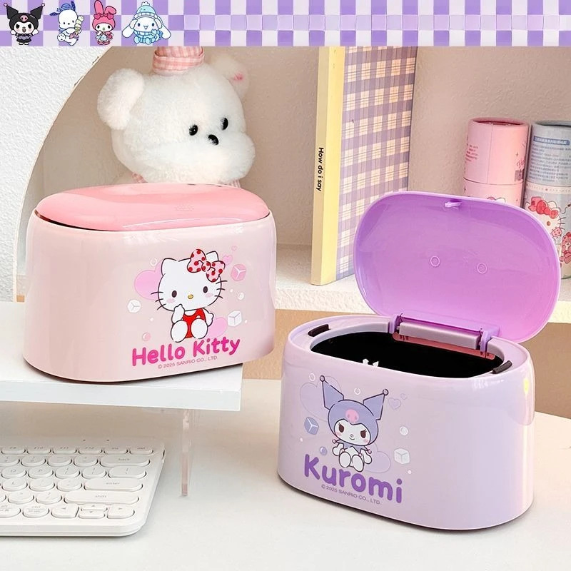 Милая настольная корзина для мусора Sanrio: Синаморолл, Куроми, Хелло Китти. Кавайные мультяшные аниме-подарки для офиса, спальни, праздников. Модный аксессуар.
Милая настольная корзина для мусора Sanrio: Синаморолл, Куроми, Хелло Китти. Кавайные мультяшные аниме-подарки для офиса, спальни, праздников. Модный аксессуар.