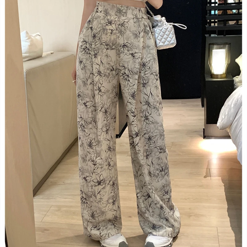 Loose wide-leg pants for women Korean style retro high-waisted chiffon printed thin casual pants
Loose wide-leg pants for women Korean style retro high-waisted chiffon printed thin casual pants
