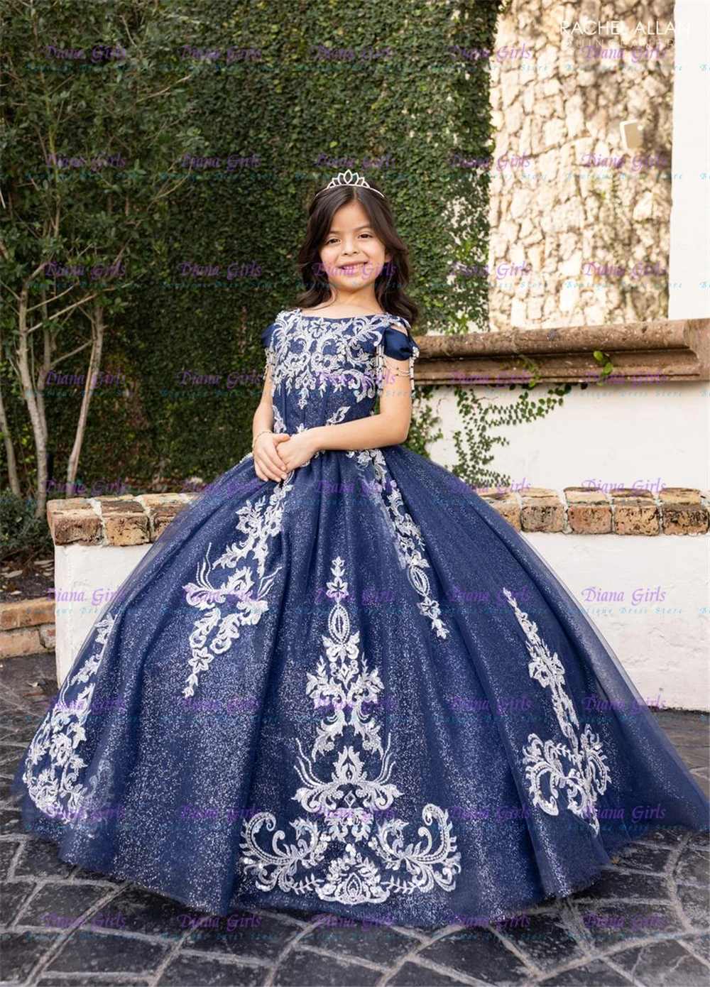 Luxury Navy Blue Flower Girl Dress Tulle Fluffy With Quality Applique For Wedding Little Princess Birthday Party Evening Gowns
Luxury Navy Blue Flower Girl Dress Tulle Fluffy With Quality Applique For Wedding Little Princess Birthday Party Evening Gowns