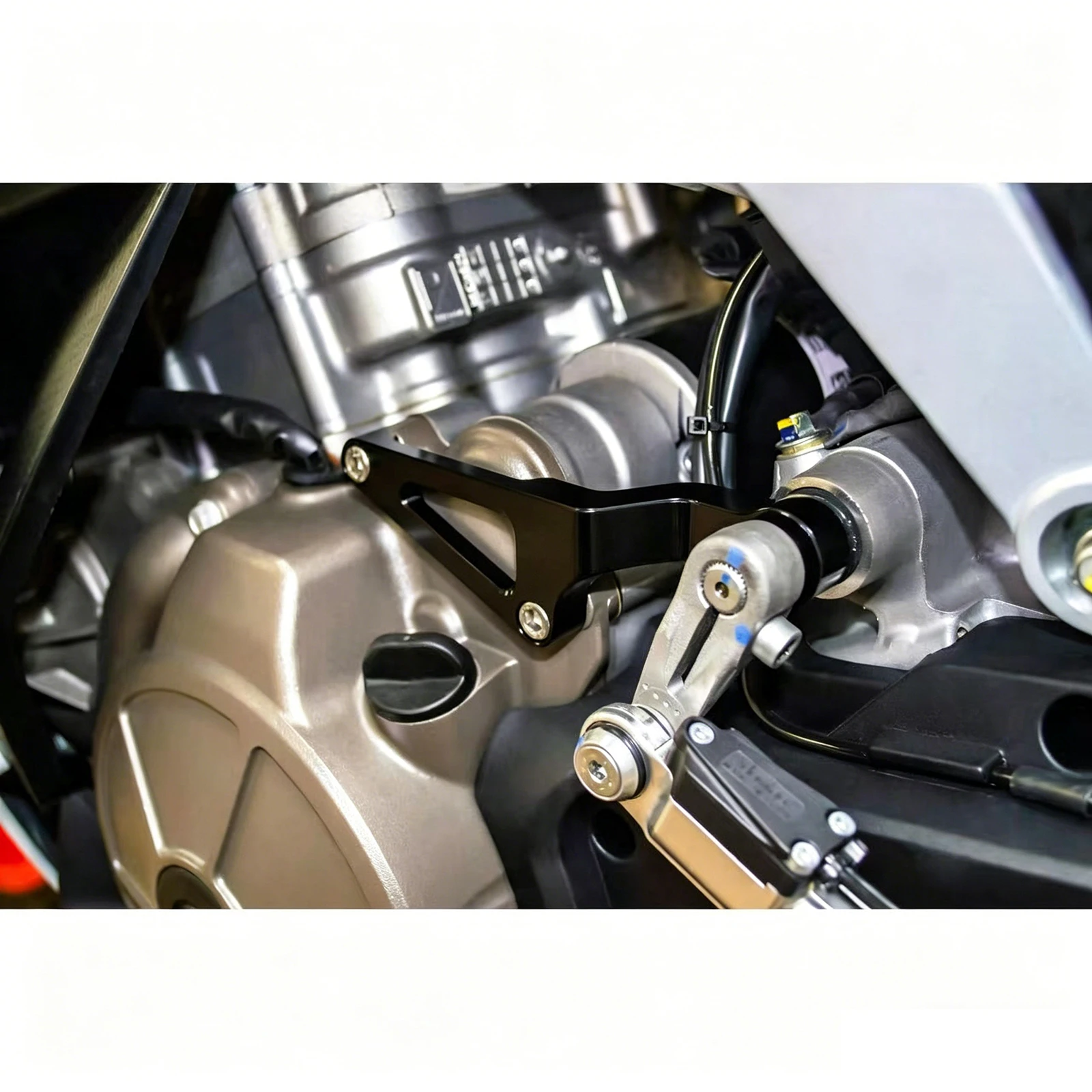 For Aprilia RS457 RS 457 2024 2025 2026 Motorcycle Shifting Gear Lever Shift Shaft Stabilizer Support Shifter Bracket Holder Kit
For Aprilia RS457 RS 457 2024 2025 2026 Motorcycle Shifting Gear Lever Shift Shaft Stabilizer Support Shifter Bracket Holder Kit