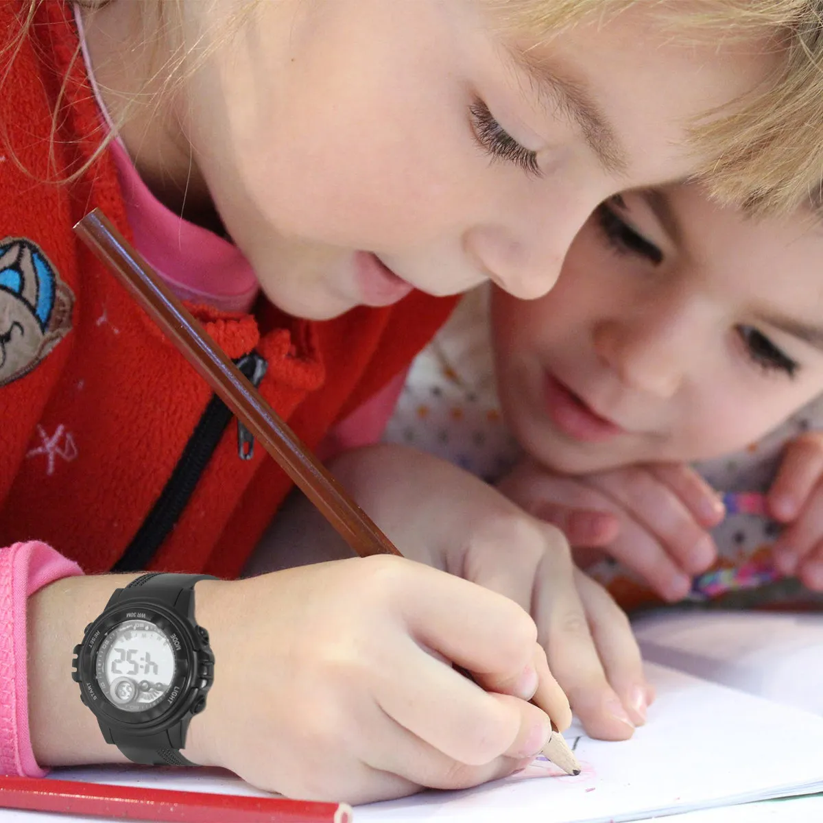 1 шт., водонепроницаемые детские часы, черные, цифровые, светящиеся, для занятий спортом на открытом воздухе, с регулируемым ремешком, водонепроницаемость 30 м, для детей
1 шт., водонепроницаемые детские часы, черные, цифровые, светящиеся, для занятий спортом на открытом воздухе, с регулируемым ремешком, водонепроницаемость 30 м, для детей